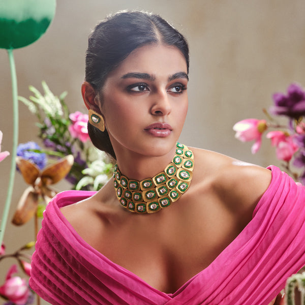 Fiona-Spring-Summer-'24-Gold-Necklace-Set-with-Aventurine-2