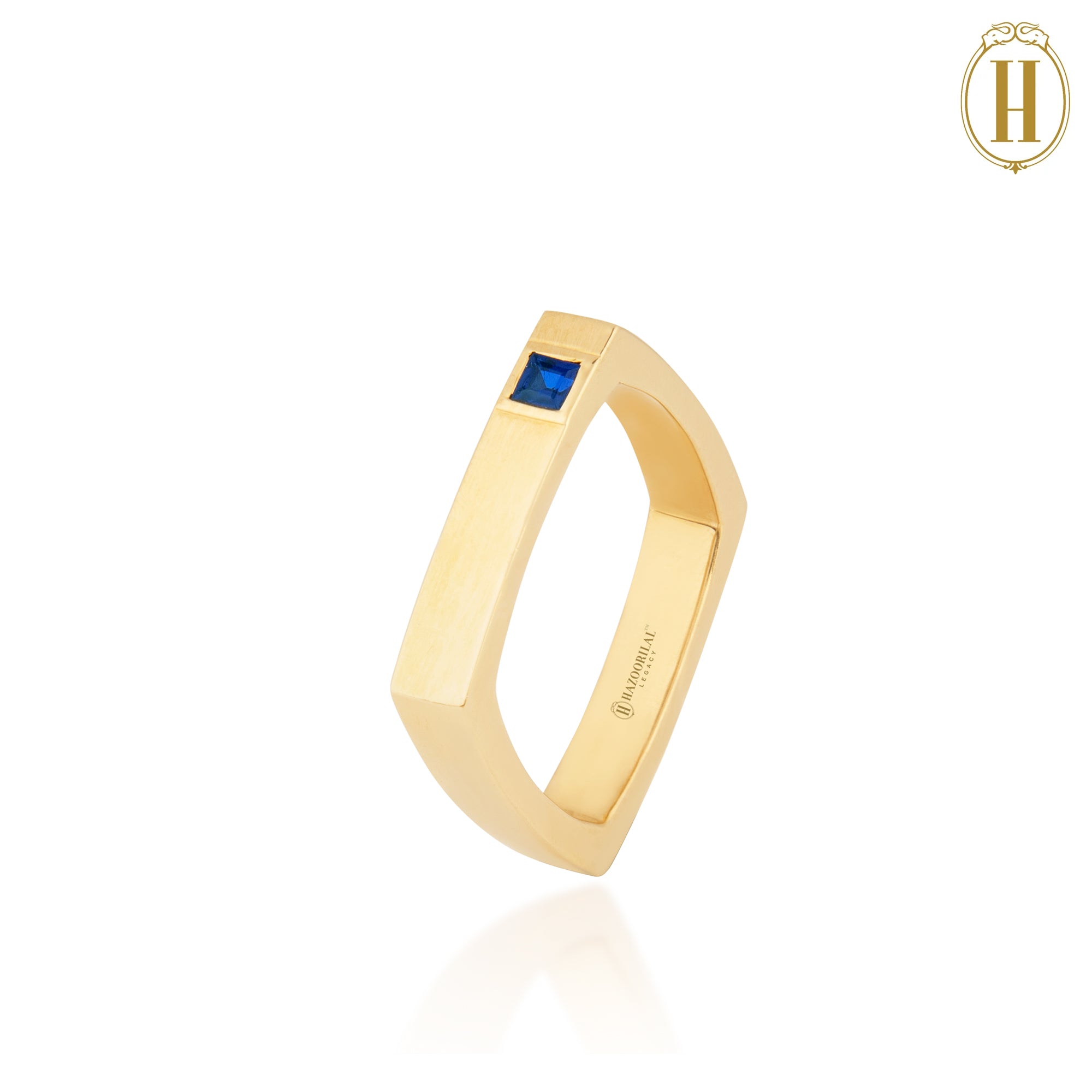 Kaiser-Gold-Ring-with-Blue-Sapphire-1
