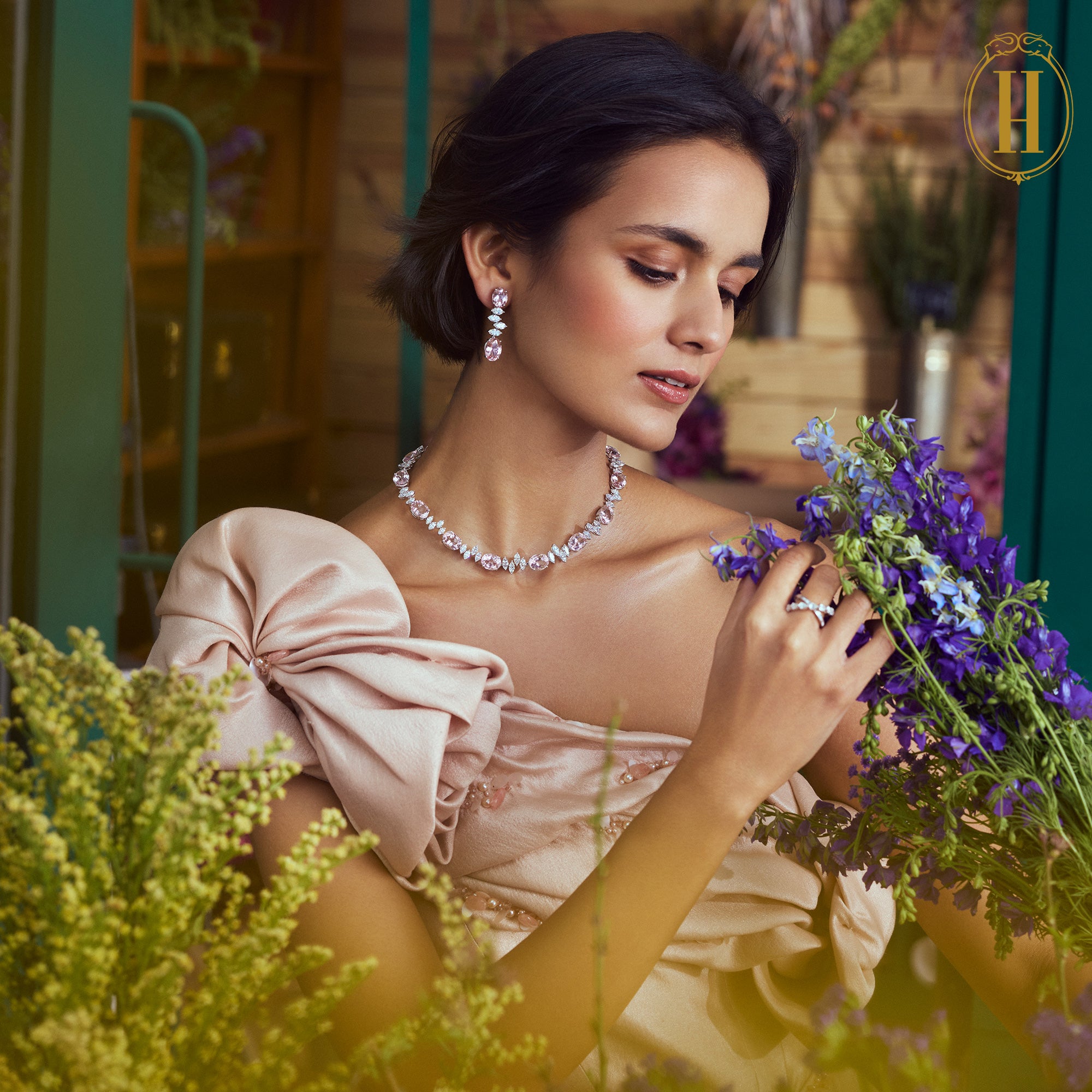 Pink Morganite and Diamonds Necklace Set