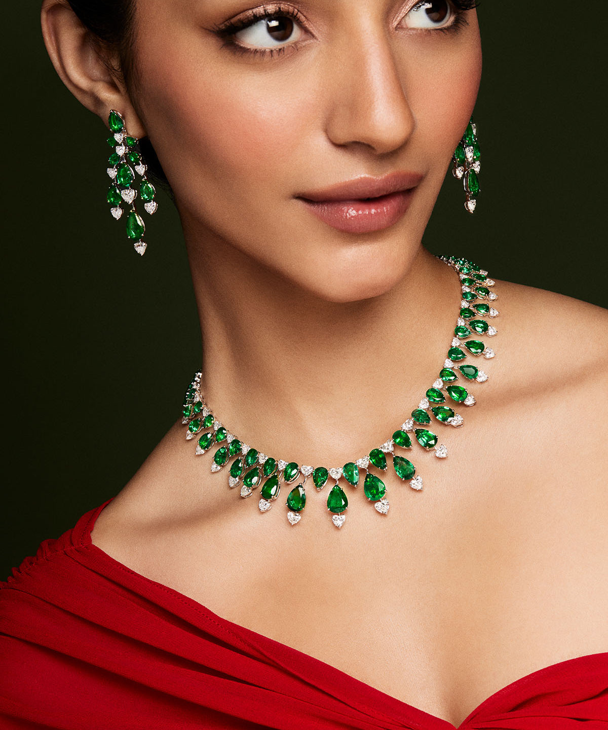 Legacy-Collection-Legacy-Emerald-and-Diamond-Classic-Necklace-Set-2