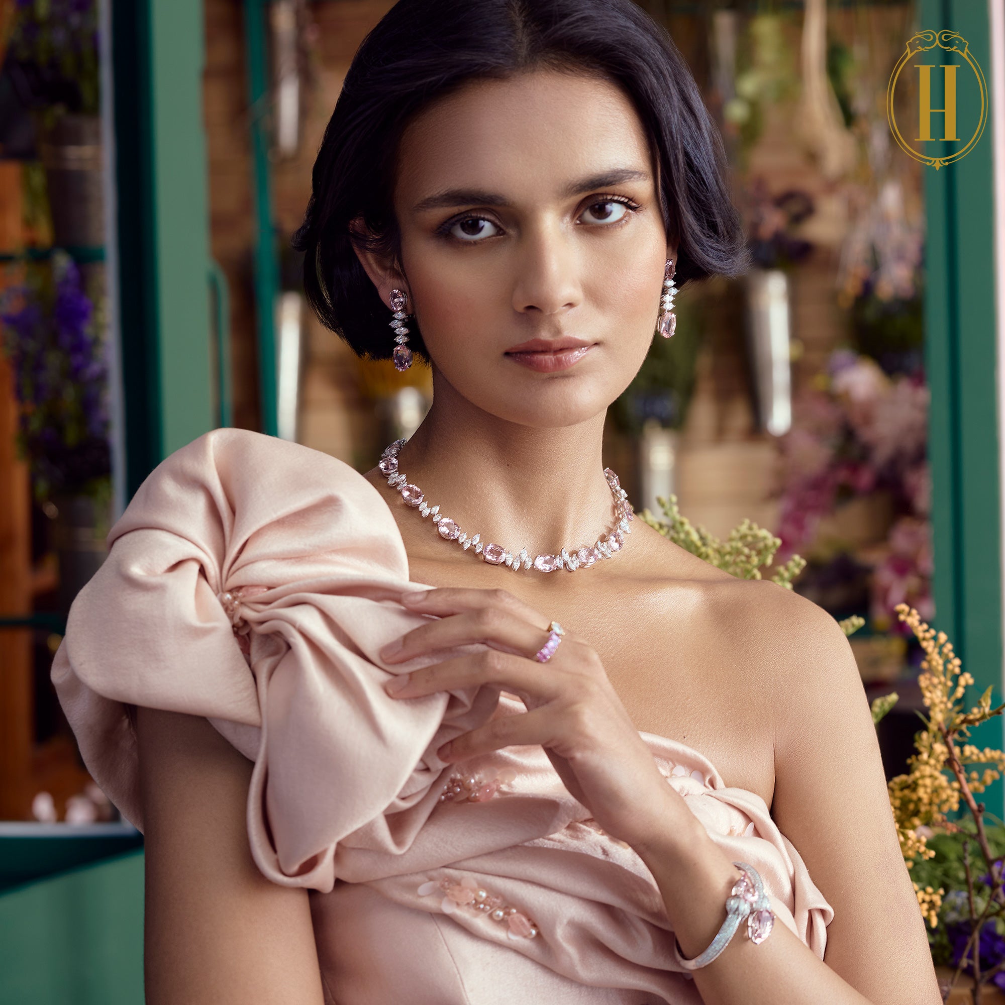 Spring-Summer-2025-Pink-Morganite-and-Diamonds-Necklace-Set-2