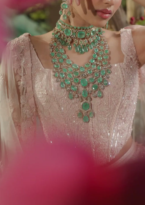 HZL-Fiona-Collection-grid-video-2