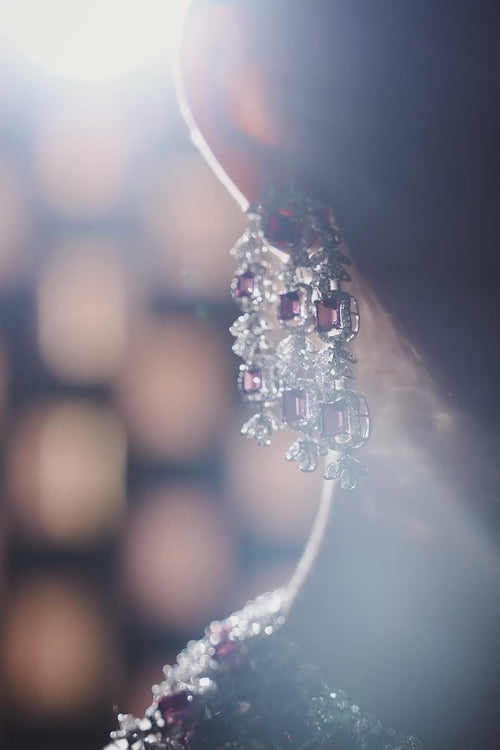 HZL-Facets-Collection-grid-video-1